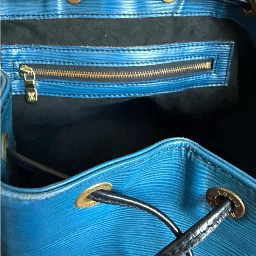 Louis Vuitton Blue Epi Leather Crossbody with Black Trim